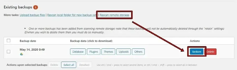UpdraftPlus Rescan remote storage Restore 버튼 화면