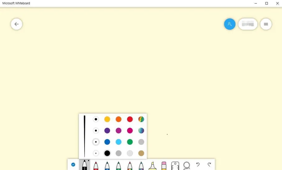 Microsoft Whiteboard 펜 도구에서 선 굵기와 색상을 선택하는 화면